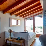 Casa Antichita