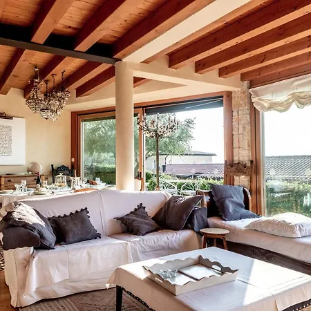Casa Antichità Torri Del Benaco