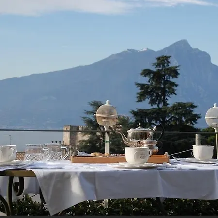 Casa Antichita Villa Torri Del Benaco